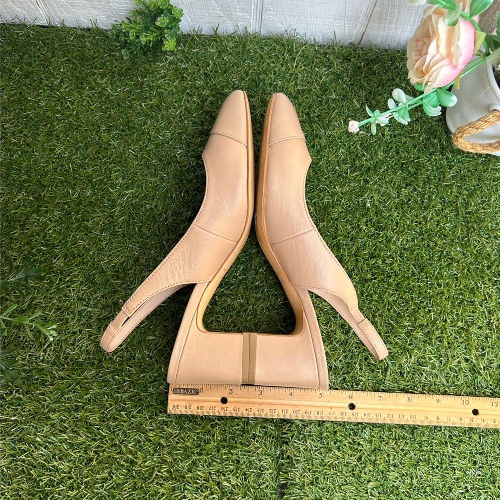 Stuart Weitzman 
Milla 55 Slingback Pump women 
495 Sz6 gently used
Golden Beige - Picture 11 of 16